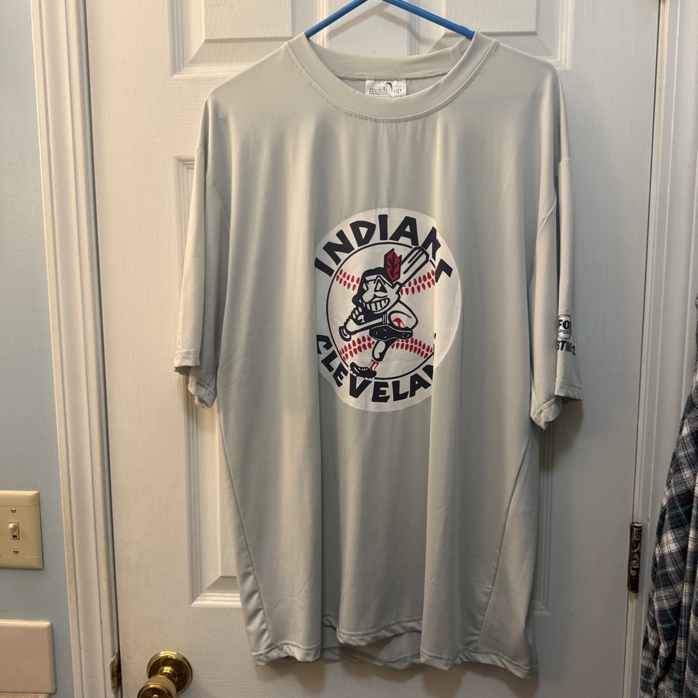 Cleveland (Indians) Guardians Chief Wahoo Promotional Grey  T-shirt X Large